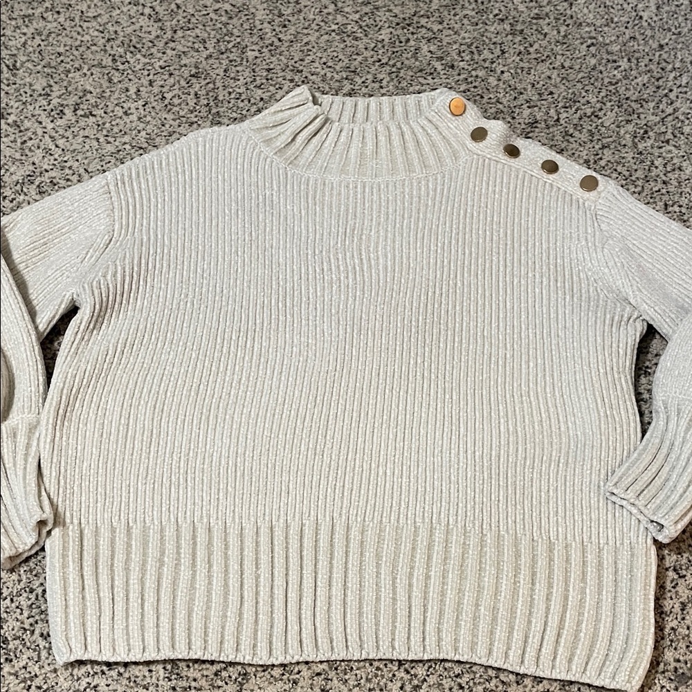 Women's Cream sweater with Button Detail Cynthia Rowley size medium